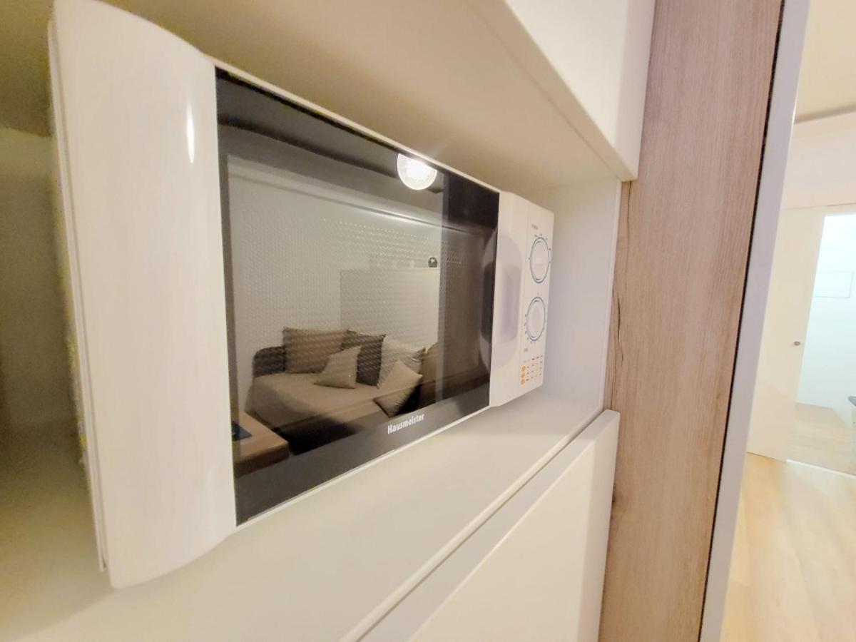 Velky Apartman 3 Bratislava Bagian luar foto